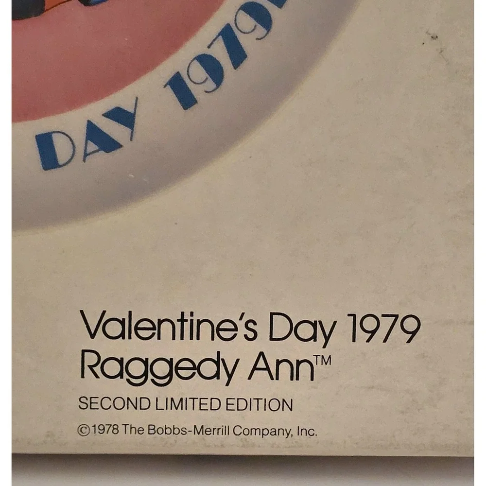 Raggedy Ann & Andy 1979 VALENTINE DAY Plate Limited Edition Schmid  7 5/8